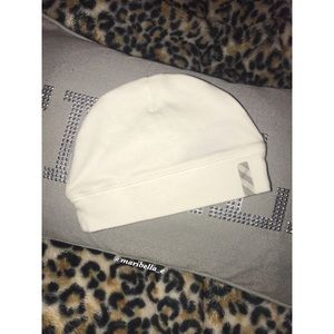Burberry newborn 👶🏻 beanie